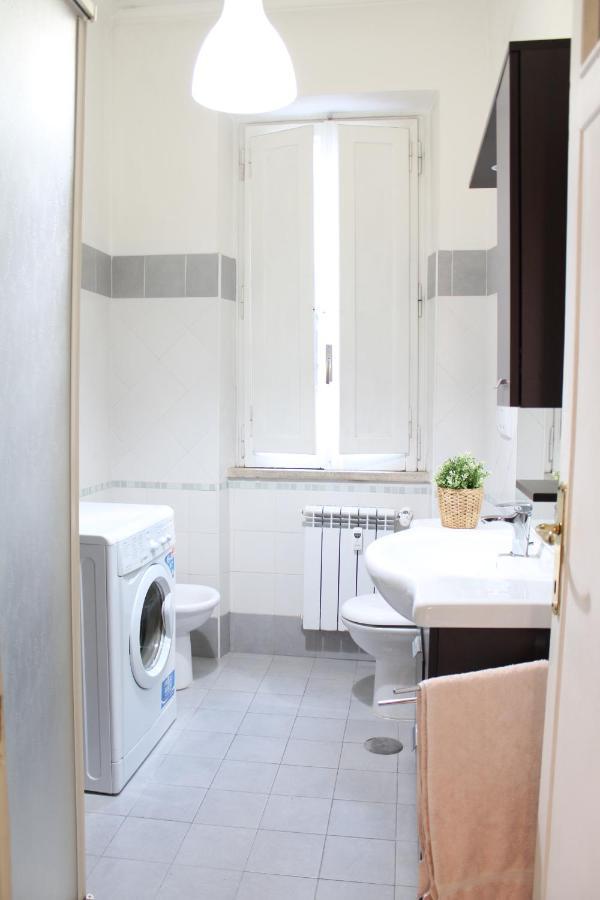 Appartamento Re Di Roma/Cozy Flat For Six Persons ภายนอก รูปภาพ
