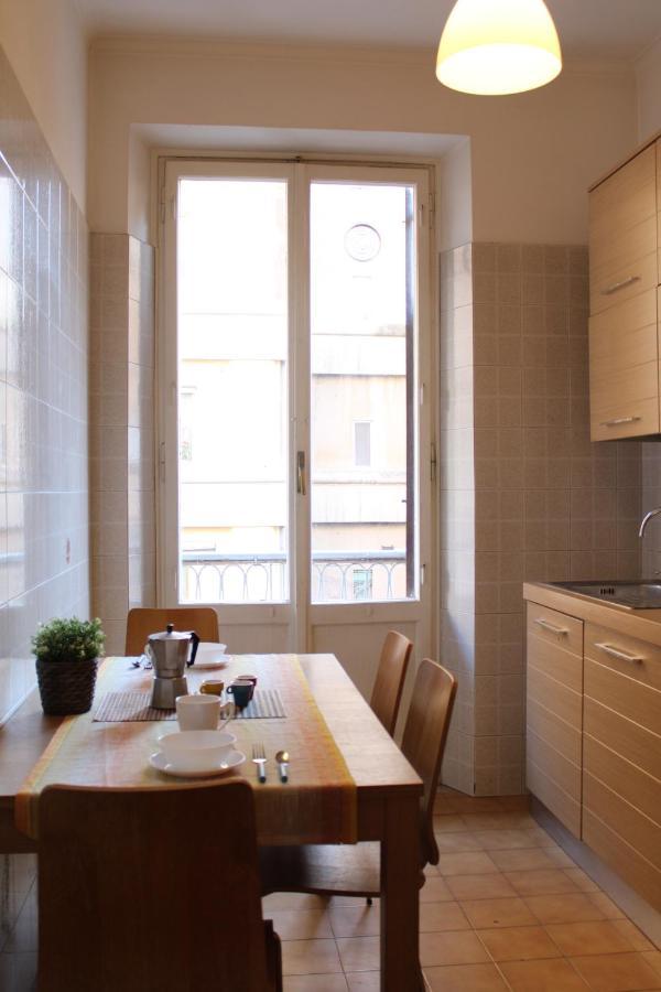 Appartamento Re Di Roma/Cozy Flat For Six Persons ภายนอก รูปภาพ